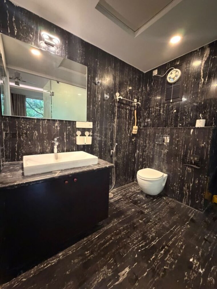 Bathroom, indiranagar 3 Bedroom 2700 Sq.Ft. Apartment In Indiranagar Bangalore 10582298