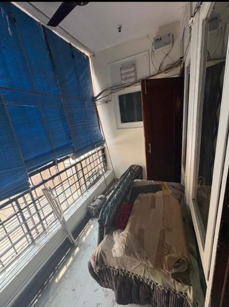 Balcony, kalkaji 3 Bedroom 1800 Sq.Ft. Builder Floor In Kalkaji Delhi 10582295