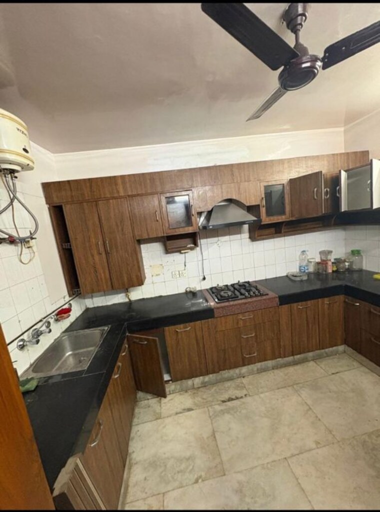 Kitchen, kalkaji 3 Bedroom 1800 Sq.Ft. Builder Floor In Kalkaji Delhi 10582295