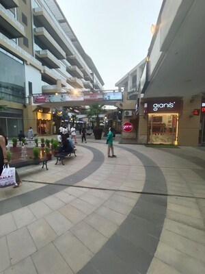  Showroom For Sale in M3M Urbana, Sector 67