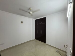 Room in 3 BHK Builder Floor at Greater Kailash I – for Rent