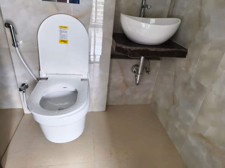 Attached Bathroom, raymond-ten-x-habitat 2 Bedroom 630 Sq.Ft. Apartment In Pokhran Road No Two Thane 10582318