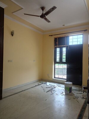 Room in 2 BHK Independent House at Sector 23 – for Rent