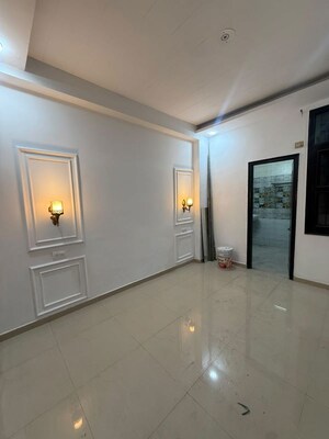 Room in 2 BHK Builder Floor at Dhakoli – for Sale