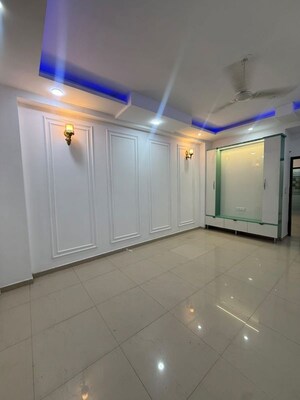 Room in 2 BHK Builder Floor at Dhakoli – for Sale