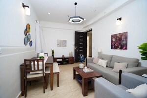 Living Room in 2.5 BHK Apartment at Gaur City 7th Avenue, Sector 4 Greater Noida – for Sale