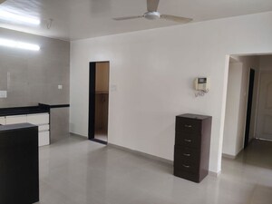 Room in 2 BHK Apartment at Aundh IT Park, Bopodi – for Rent