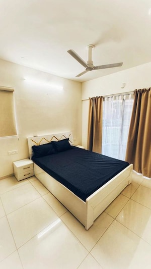 Bedroom in 3 BHK Apartment at Shapoorji Pallonji Vahana Yahavi Phase 1, Bavdhan – for Rent