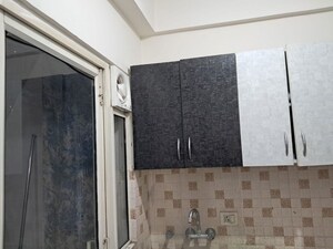 Bathroom in 3 BHK Apartment at Mehak Jeevan, Raj Nagar Extension – for Rent