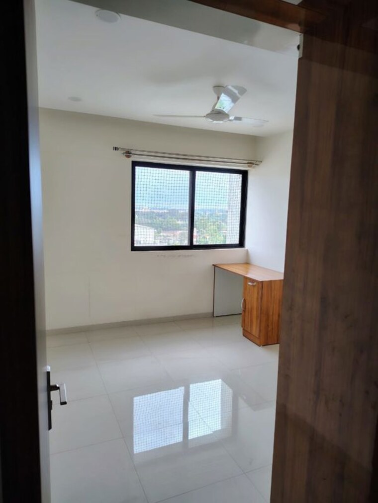 Room, pride-pegasus 2 Bedroom 1629 Sq.Ft. Apartment In Hennur Road Bangalore 10582357