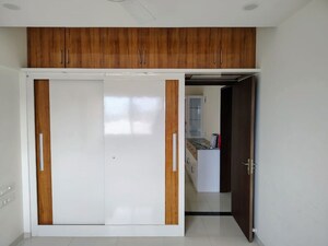 Room in 2 BHK Apartment at Pride Pegasus, Hennur Road – for Rent