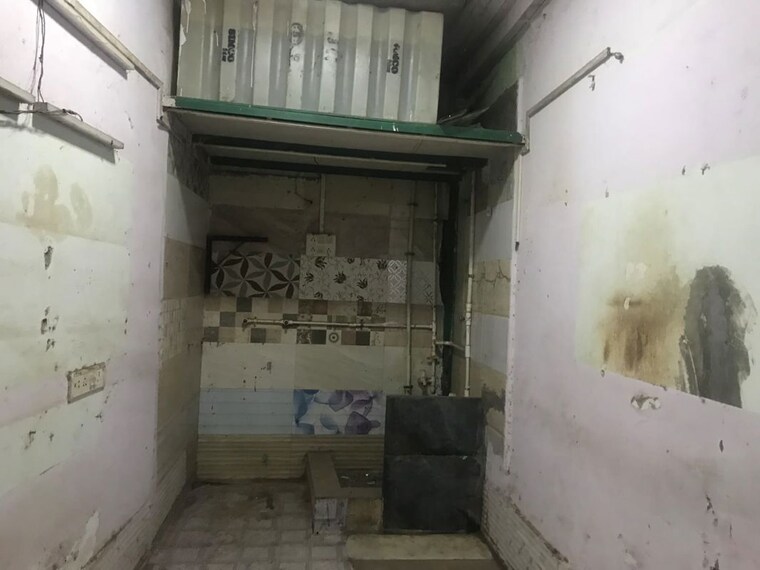 Bathroom, shakti nagar 1 Bedroom 400 Sq.Ft. Apartment In Shakti Nagar Mumbai 10582379