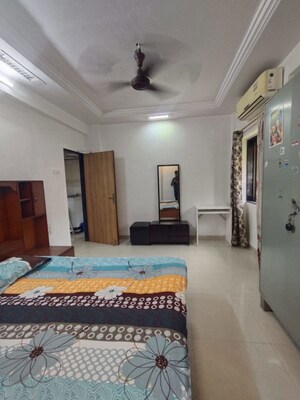 Bedroom in 2 BHK Apartment at AndherI-Kurla Road – for Rent