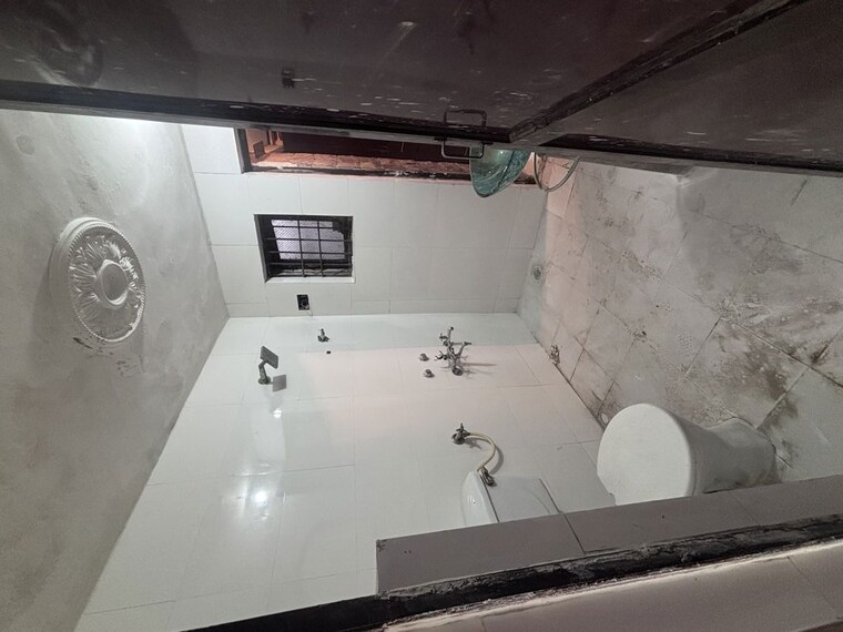 Kitchen, sector 40 3 Bedroom 250 Sq.Yd. Builder Floor In Sector 40 Chandigarh 10582427