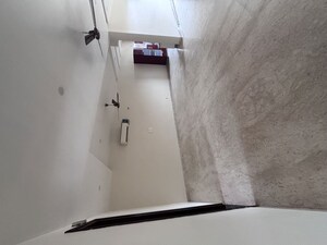Staircase in 3 BHK Builder Floor at Sector 40 – for Rent