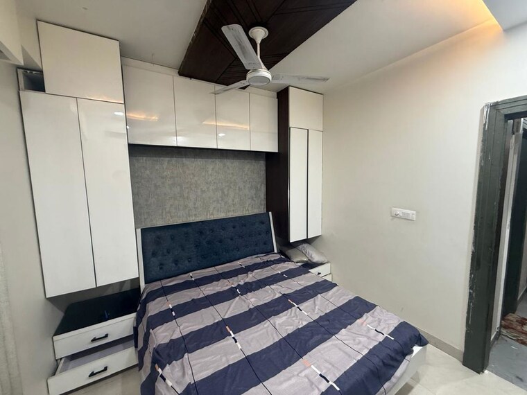 Bedroom, sector 52 2 Bedroom 1250 Sq.Ft. Builder Floor In Sector 52 Gurgaon 10582430