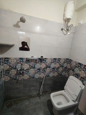 Bathroom in 1 BHK Apartment at Golden Tulip Kondapur, Kondapur – for Rent