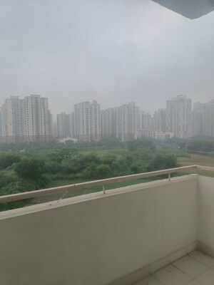 3 BHK Apartment For Rent in AVS Orchard, Sector 77
