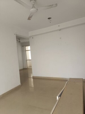 Room in 3 BHK Apartment at AVS Orchard, Sector 77 – for Rent