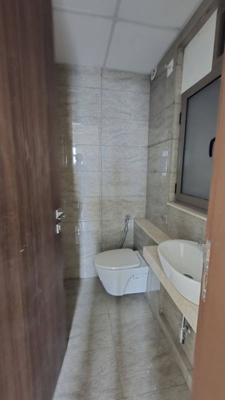 Bathroom, sheth-auris-serenity-tower-3 2 Bedroom 805 Sq.Ft. Apartment In Malad West Mumbai 10582541