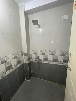 Bathroom in 1 BHK Apartment at Mahesh Nagar – for Rent
