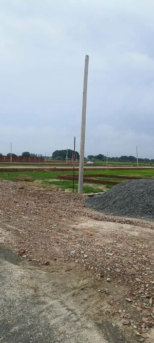  Plot For Sale in Pandeypur