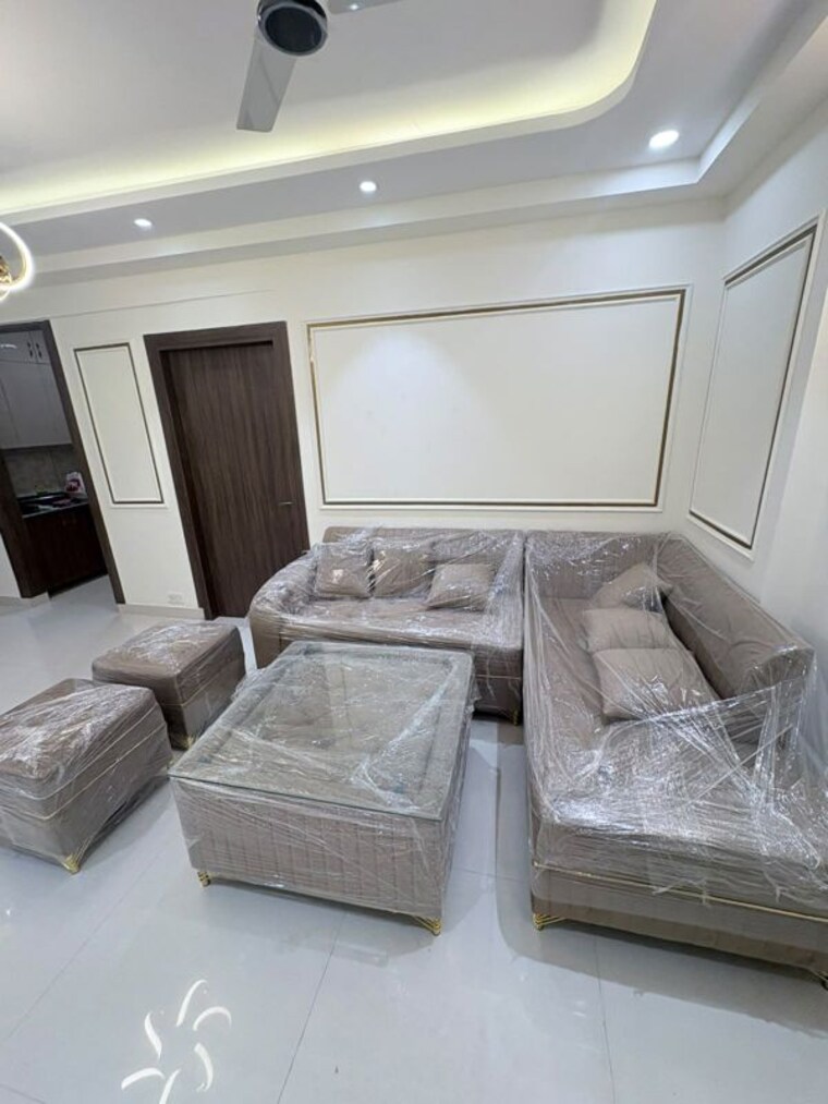 Living Room, noida central 3 Bedroom 1375 Sq.Ft. Apartment In Noida Central Noida 10582559