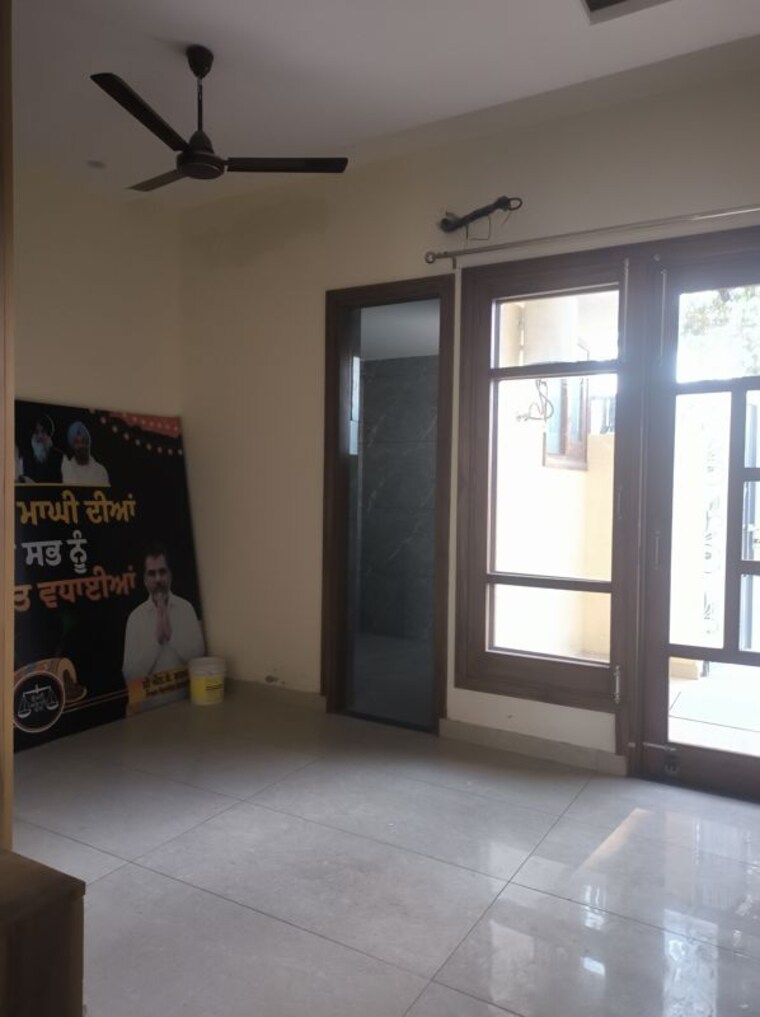 Room, aerocity 3 Bedroom 250 Sq.Yd. Villa In Aerocity Mohali 10582572