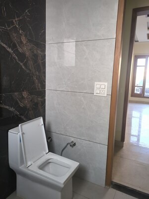 Bathroom in 3 BHK Villa at Aerocity – for Rent