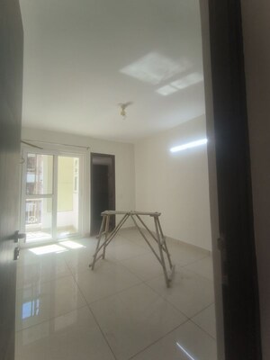 Room in 3 BHK Villa at Aerocity – for Rent