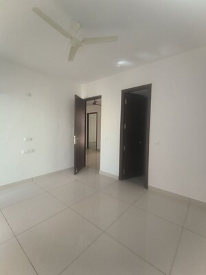 Room in 3 BHK Villa at Aerocity – for Rent