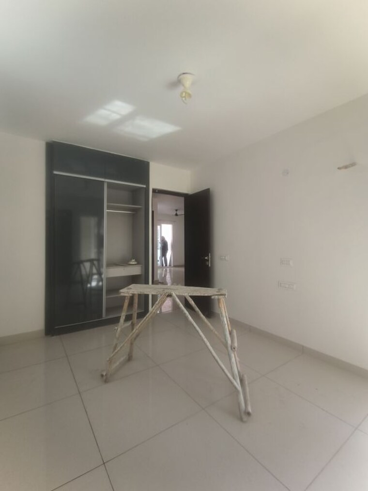Room, aerocity 3 Bedroom 250 Sq.Yd. Villa In Aerocity Mohali 10582572