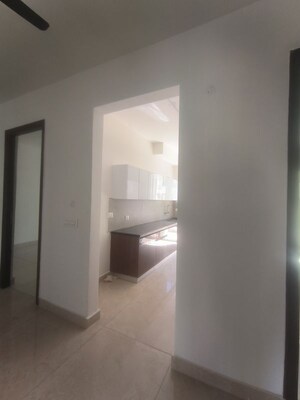 Room in 3 BHK Villa at Aerocity – for Rent