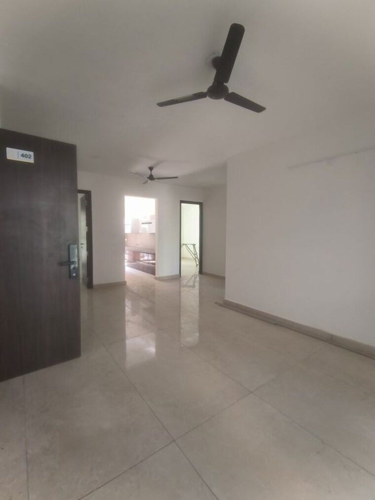 Room, aerocity 3 Bedroom 250 Sq.Yd. Villa In Aerocity Mohali 10582572
