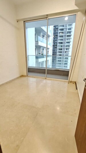 Room in 3.5 BHK Apartment at Omkar Alta Monte, Malad East – for Sale