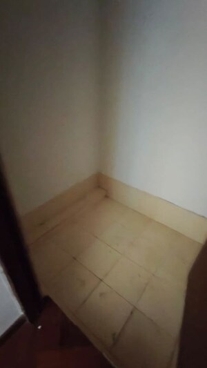Room in 3.5 BHK Apartment at Omkar Alta Monte, Malad East – for Sale