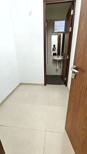 Room in 3.5 BHK Apartment at Omkar Alta Monte, Malad East – for Sale