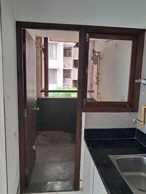 Kitchen in 2.5 BHK Apartment at Ganesh Malabar Retreat, Near Nirma University On Sg Highway – for Rent