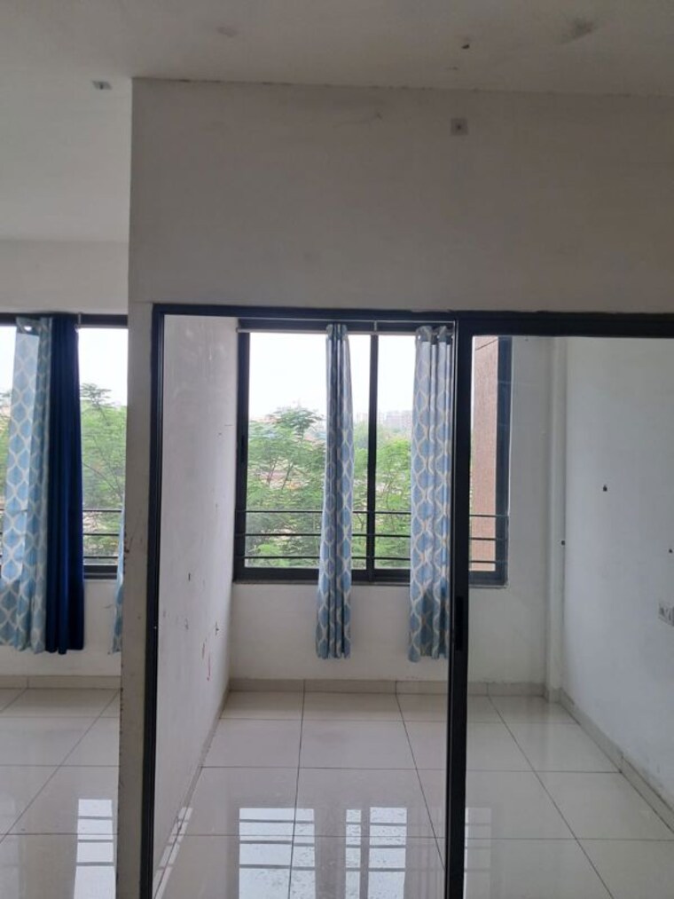 Room, ganesh-malabar-retreat 2.5 Bedroom 845 Sq.Ft. Apartment In Near Nirma University On Sg Highway Ahmedabad 10582622