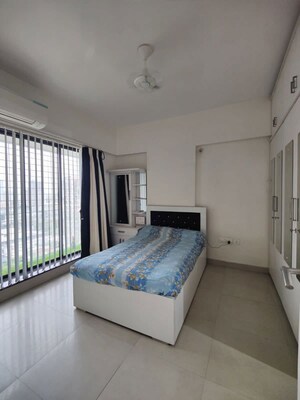 Bedroom in 2 BHK Apartment at Aspen Park, Goregaon East – for Rent