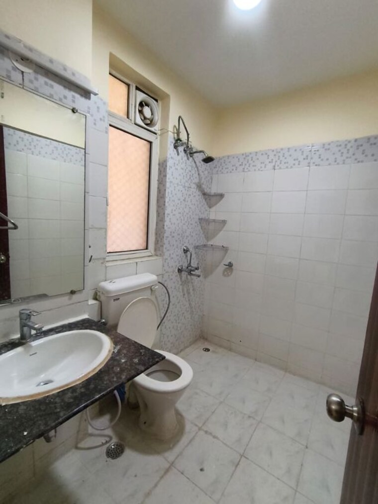 Team Area, ild-greens 2 Bedroom 1265 Sq.Ft. Apartment In Sector 37c Gurgaon 10582624