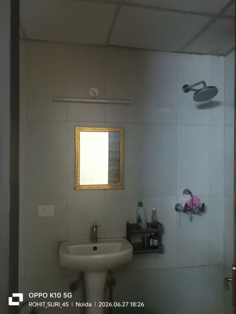 Bathroom, samridhi-luxuriya-avenue 3 Bedroom 1500 Sq.Ft. Apartment In Sector 150 Noida 10582645