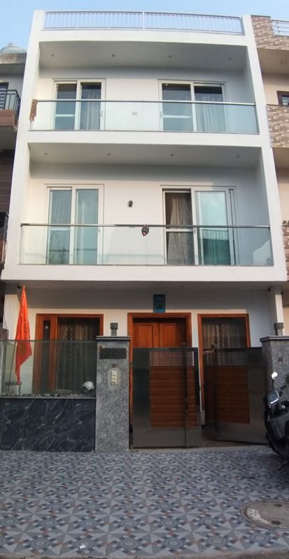 6 BHK 100 Sq.Yd. Independent House in GMADA Eco City