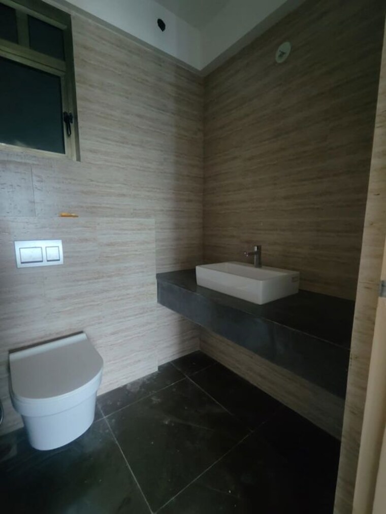 Bathroom, raj-infinia 3 Bedroom 1100 Sq.Ft. Apartment In Malad West Mumbai 10582675
