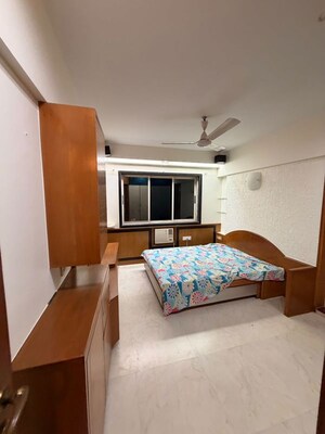 2 BHK Apartment For Rent in Lady Ratan Tower, Worli