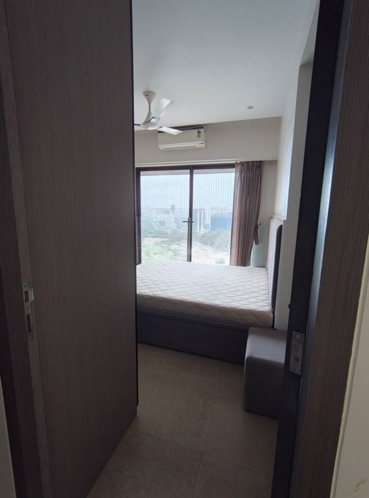 Master Bedroom, kanakia-silicon-valley 2 Bedroom 800 Sq.Ft. Apartment In Powai Mumbai 10582694