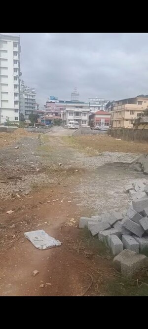  Land For Sale in Thampanoor