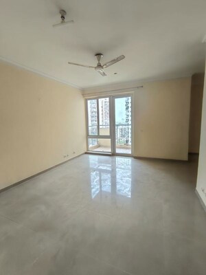 2.5 BHK Apartment For Rent in Corona Optus, Sector 37c