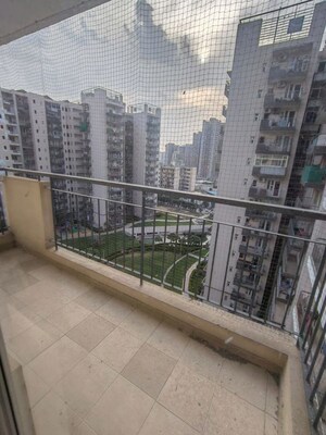 Balcony in 2.5 BHK Apartment at Corona Optus, Sector 37c – for Rent