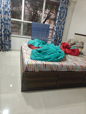 Bedroom in 1 BHK Apartment at Western Express Highway – for Rent